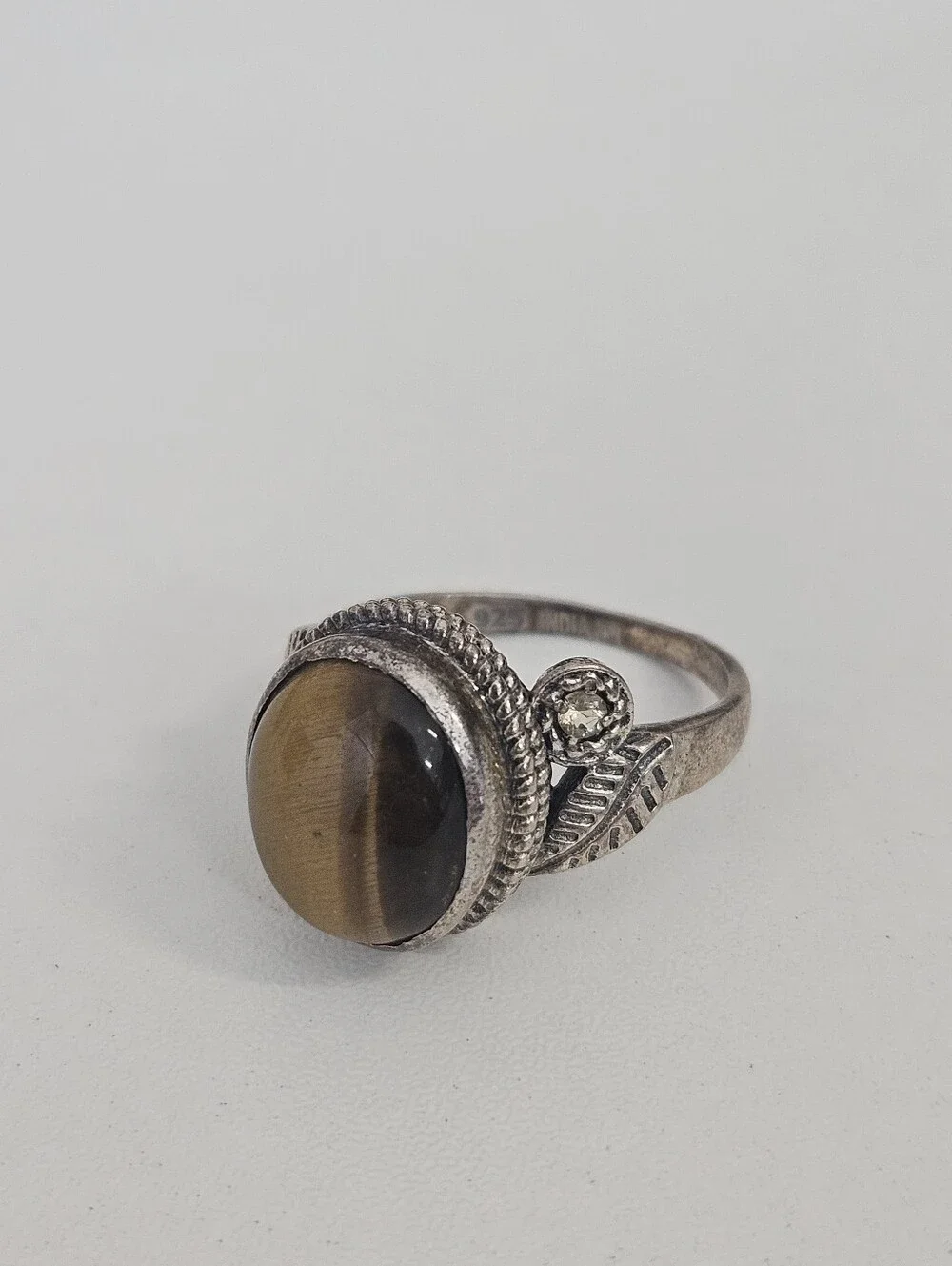 925 Tiger's Eye Gemstone Sterling Silver Leaf Detail Quartz Accent Ring Size 7